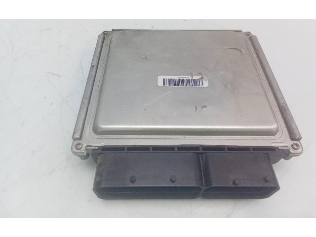 Řídící jednotka 04B907445   Volkswagen Tiguan 2008