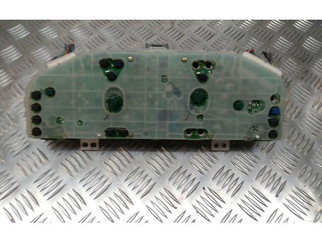 Подушка безопасности водителя B1BJ5AC Mazda 323 F