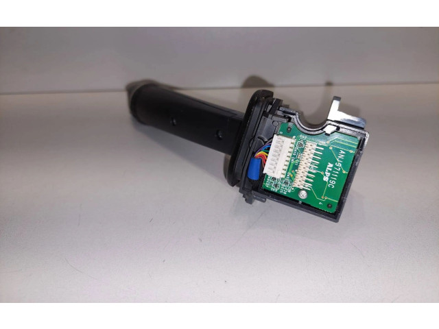 Ручка стеклоочистителей 30798529   Volvo XC90