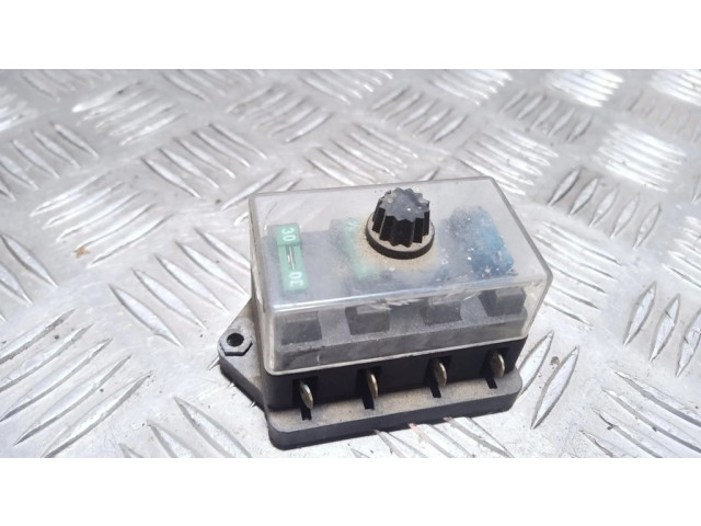 Pojistková skříňka Chrysler Grand Voyager II 1997