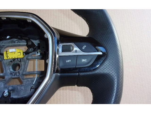 Руль Peugeot 2008 II  2019 -  года 1211112223      