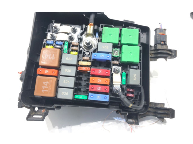 Pojistková skříňka Řídící jednotka BSM Toyota ProAce City 2022