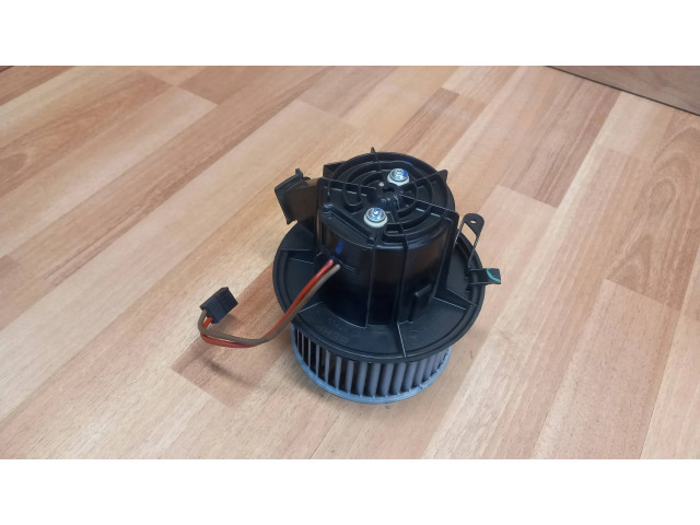 Вентилятор печки V7771001, A2128200708 Mercedes-Benz C W204