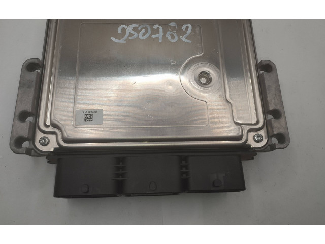 Řídící jednotka 0281019817, 9666729580   Citroen Berlingo 2013