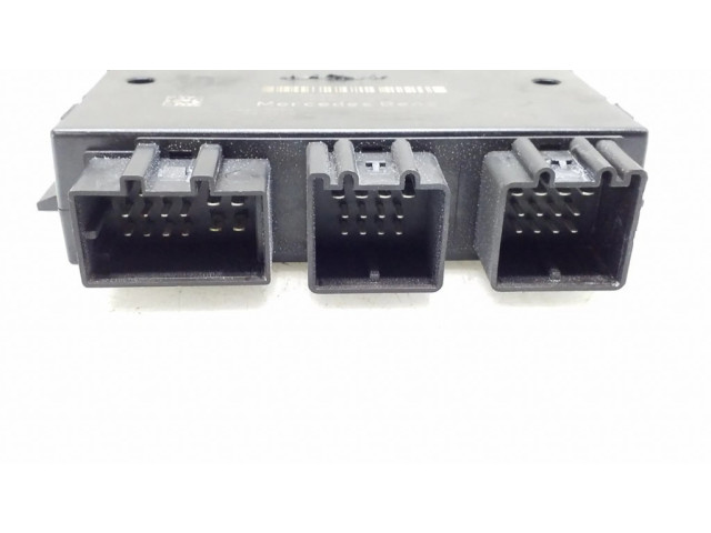 Блок управления крюка для прицепа