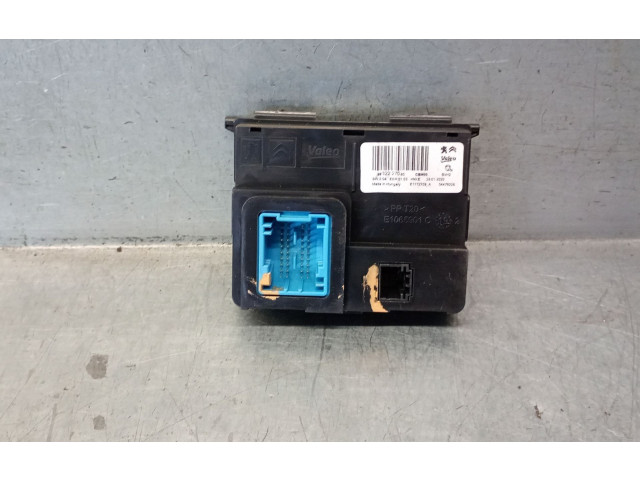 Блок управления 9832227080, 9832227080   Peugeot 5008