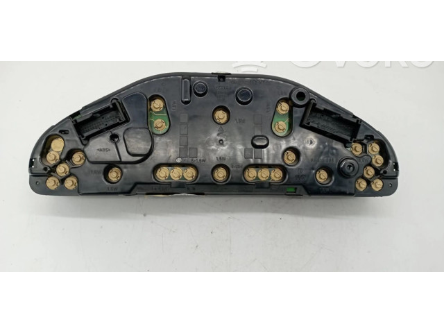 Přístrojová deska  Mercedes-Benz C W202  2025408148  