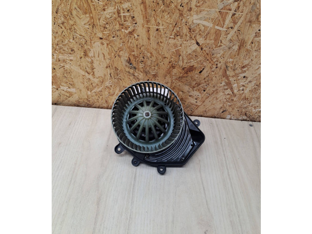 Вентилятор печки 740221233F, 8D1820021 Skoda Superb B5 (3U)
