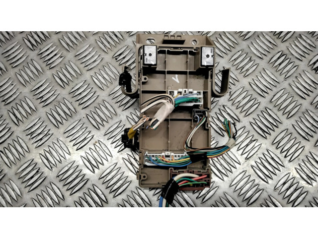 Pojistková skříňka 82201AJ000 Subaru Legacy 2010