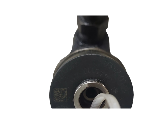 Vstřikovač 338002A800, 0445110411 Hyundai i40 pro naftový motor 1.7 D4FD