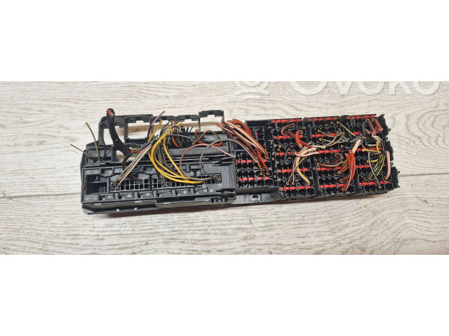 Pojistková skříňka 2025455240 Mercedes-Benz C W202 1999