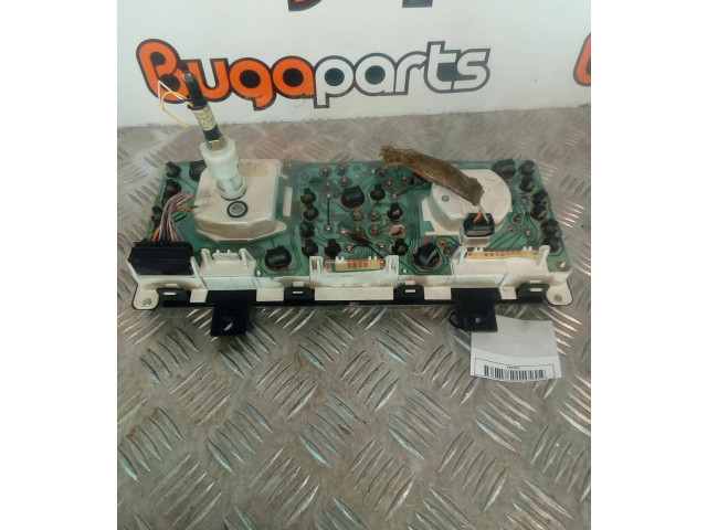 Панель приборов Renault Clio I