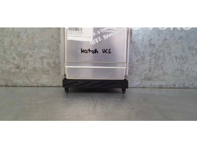 Блок управления двигателем Блок управления 08627757, 08627757   Volvo V70