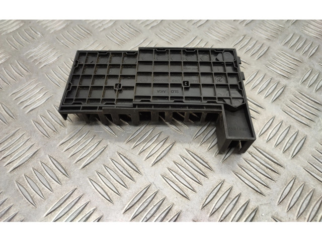 Pojistková skříňka 7E6970187AQ Volkswagen Transporter - Caravelle T5 2014