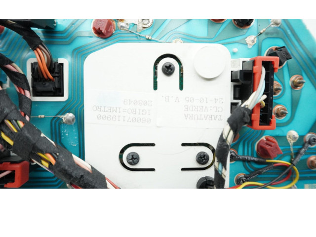 Панель приборов 208049, 208049 Maserati GranSport