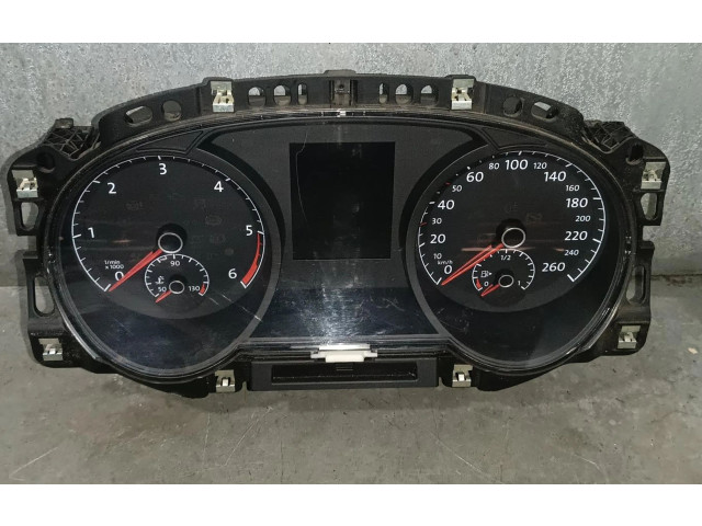 Панель приборов 5G1920741B   Volkswagen Golf VII       