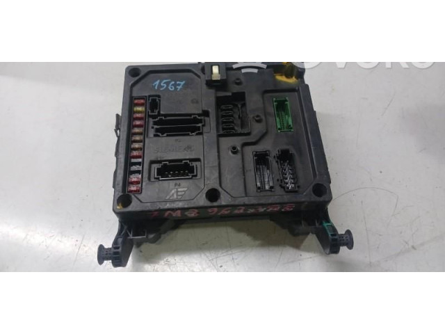 Pojistková skříňka 7M3962258L, 7M3962258L. Seat Alhambra (Mk1) 2001