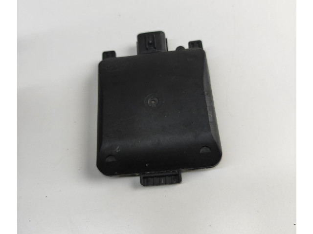 Датчик слепых зон 32286570   Volvo XC90