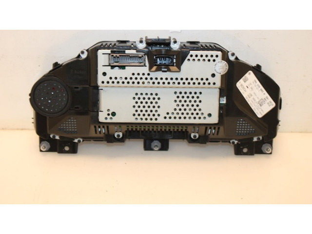 Přístrojová deska Volkswagen Touareg II 2016 7P6920883H, 0263677154