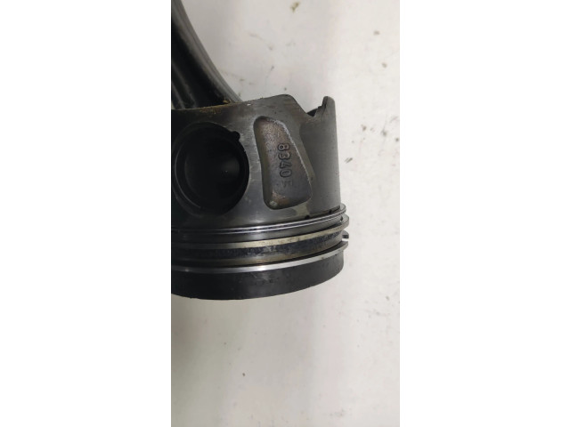  Поршень с шатуном  8340e  Mercedes-Benz E W211  