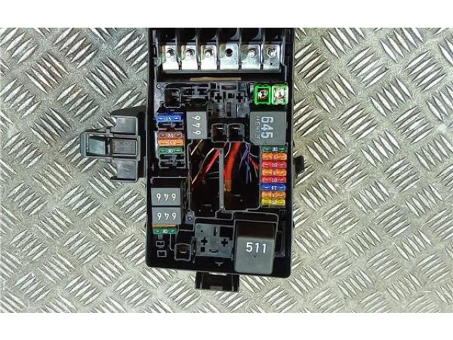 Блок предохранителей  5Q0937125A, 5Q0907361C   Volkswagen Golf VII    