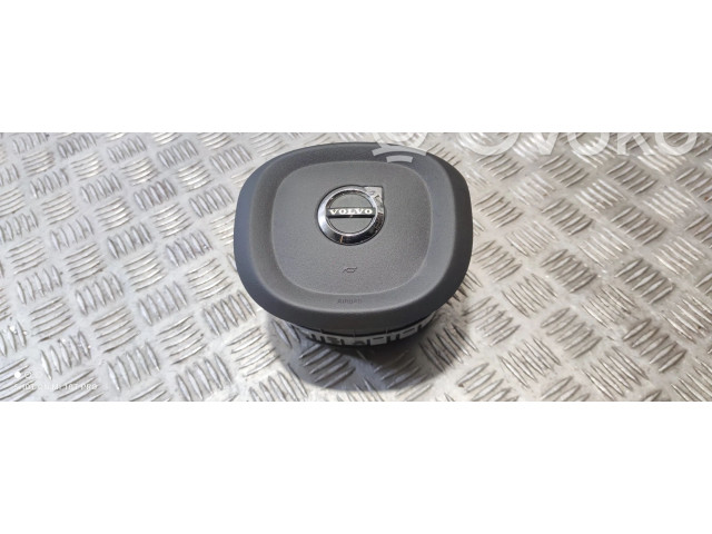 Подушка безопасности водителя 626101200   Volvo XC90