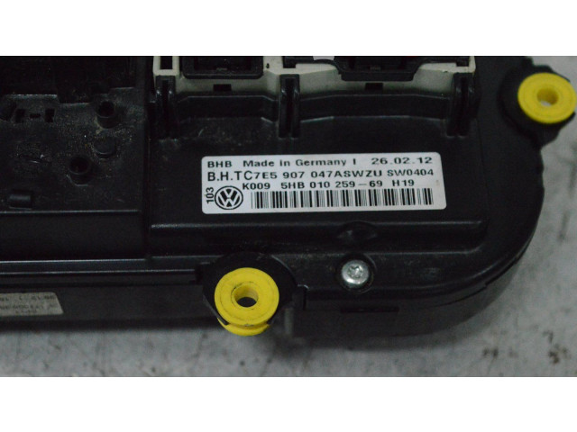 Блок управления климат-контролем    Volkswagen Transporter  Caravelle T5