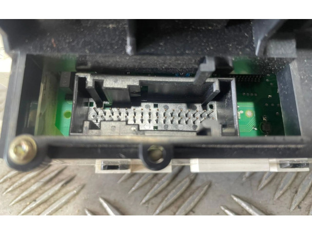 Блок управления климат-контролем 1688300485   Mercedes-Benz A W168