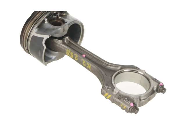 Шатун 06H198401D Audi Q3 F3