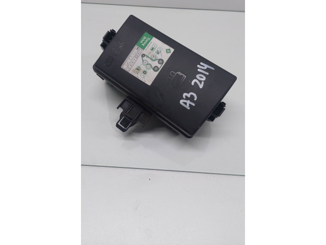 Блок предохранителей 5Q0907361A, 63512388 Audi A3 S3 8V