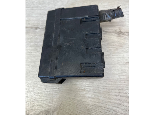 Блок предохранителей    Infiniti FX    