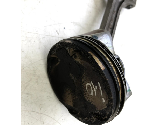  Поршень с шатуном G3LD 3761  Hyundai i10 для бензинового двигателя 1.0