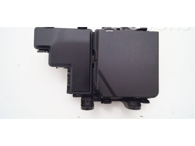 Pojistková skříňka 284B74BA0A Nissan X-Trail T32 2014