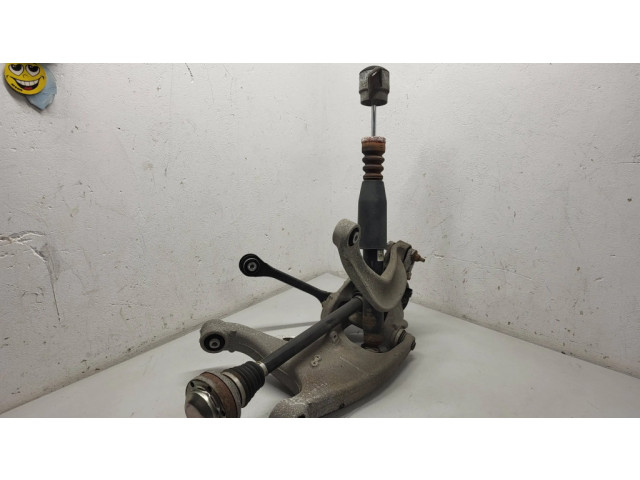 Задний поворотный кулак (ступица, цапфа)