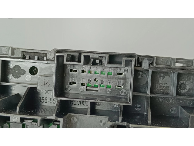 Блок предохранителей 68347016AD   Jeep Grand Cherokee WL    