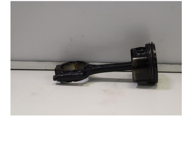 Поршень с шатуном B5254T (3) Volvo C70