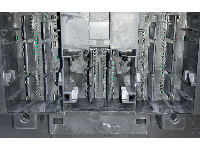 Блок комфорта 5Q0937084AA   Skoda Octavia Mk3 (5E)   