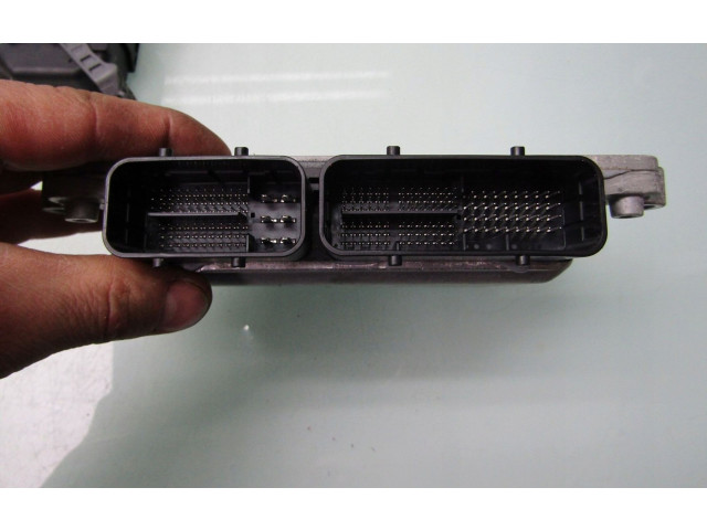 Блок управления двигателем Блок управления PAH918881, PAL2188K2L Mazda 3