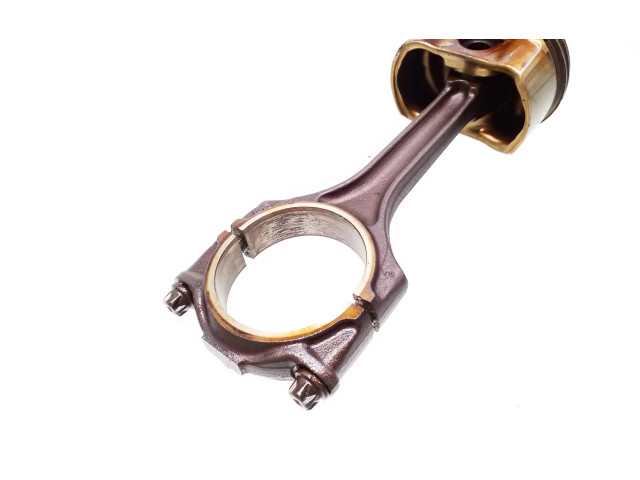 Píst Audi A4 S4 B6 8E 8H asn