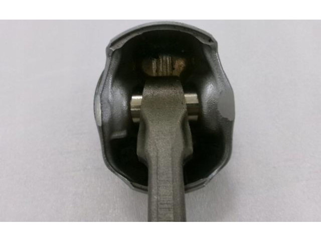 Píst 120104242R Renault Captur