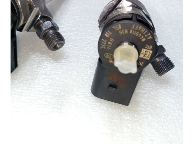 Комплект форсунок 05L130277E, 0445110835 Skoda Octavia Mk4