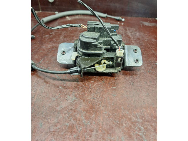 Замок багажника     Jeep Compass  -  года