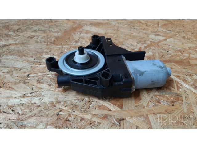 Задний двигатель механизма для подъема окон