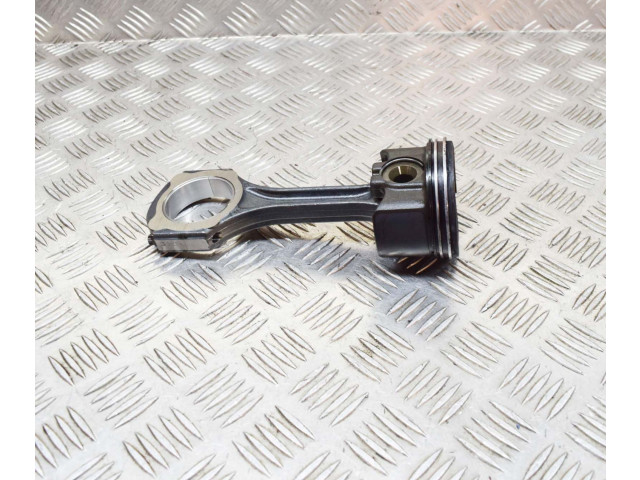 Píst A6510301917, A6510300020 Mercedes-Benz C W205 OM 654.920