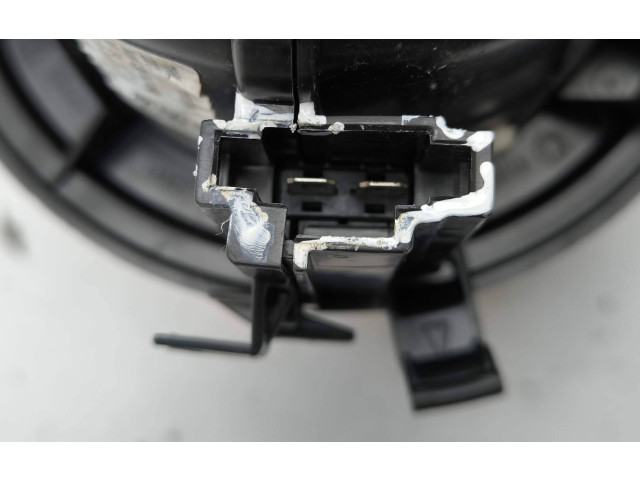 Вентилятор печки    KY333002, AP21760   Jeep Avenger