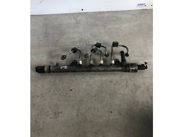 Топливная рампа 03L130764A, 03L089H Volkswagen Golf VI для двигателя CAYC