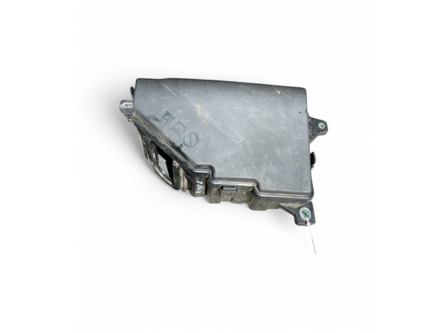 Блок предохранителей  31398000, 31398001   Volvo XC90    