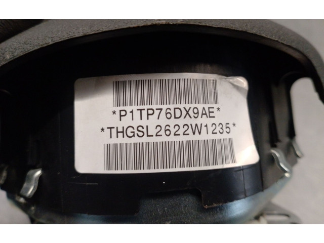 Подушка безопасности водителя 1TP76DX9AE, K1TP76DX9AE Fiat Freemont