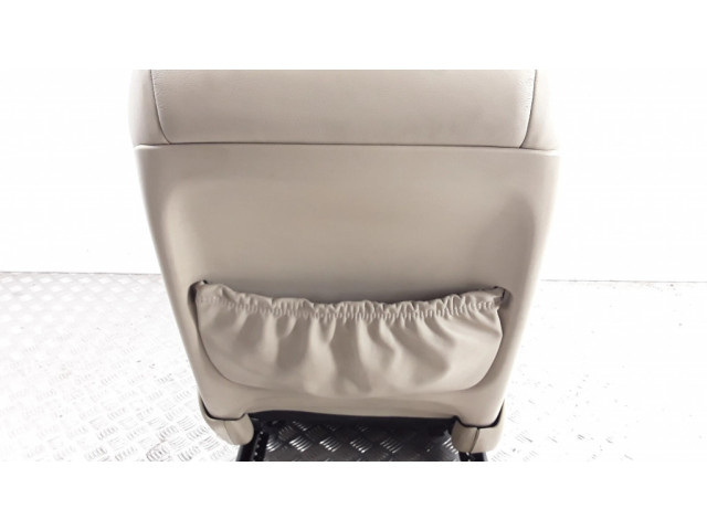 Переднее сиденье пассажира