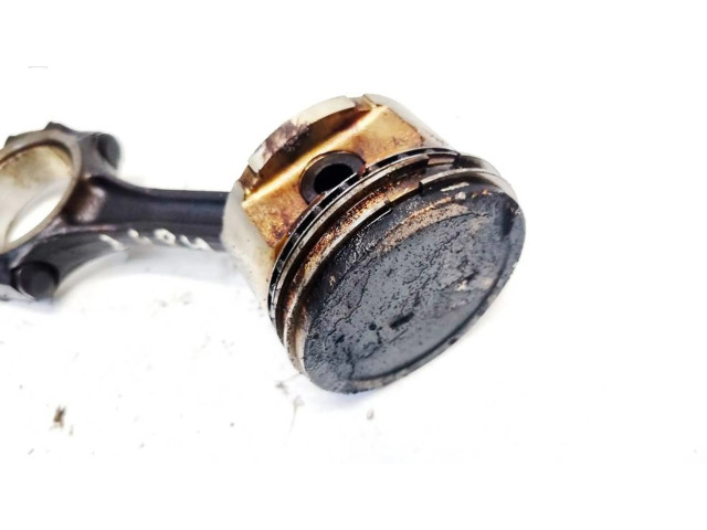 Píst    Hyundai Accent  pro benzínový motor 1.3  